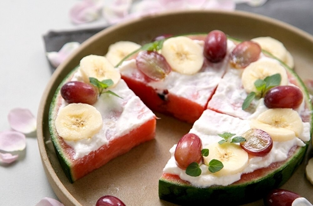 新感覚の夏スイーツ 話題の スイカピザ でヘルシーなデザート デイリシャス 楽天レシピ 新感覚の夏スイーツ 話題の スイカピザ でヘルシーなデザート デイリシャス 楽天レシピ